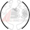 MAZDA GEYT2638ZA Brake Shoe Set